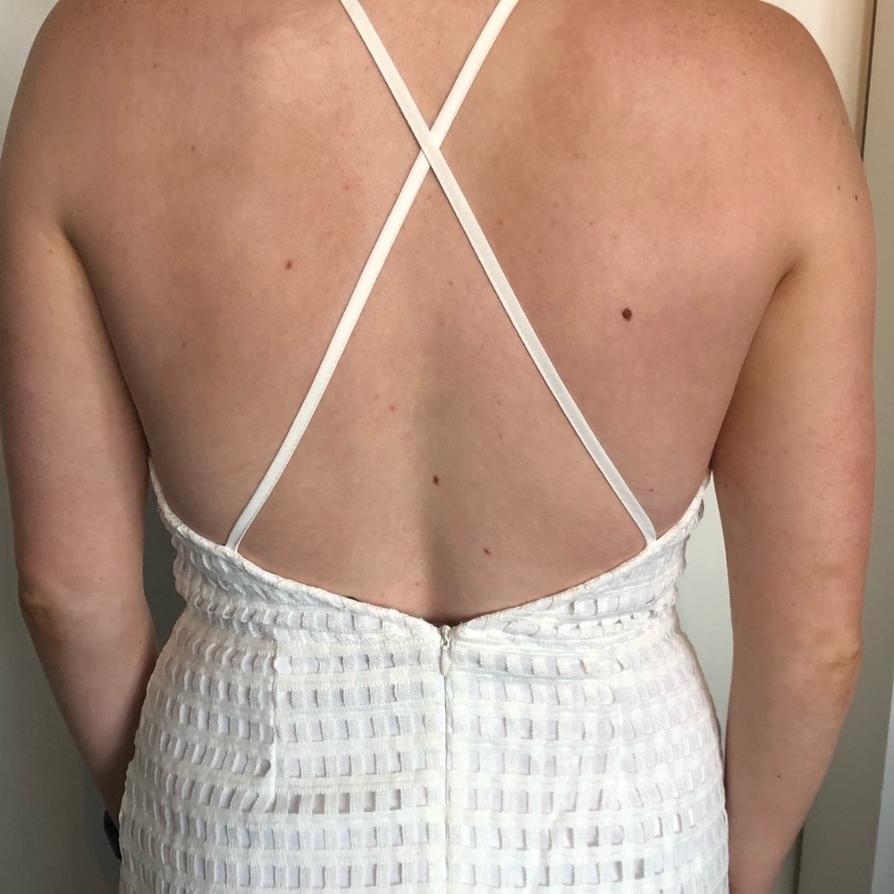 Elliat Platonic Dress in White, NWT. M - Picture 6 of 7